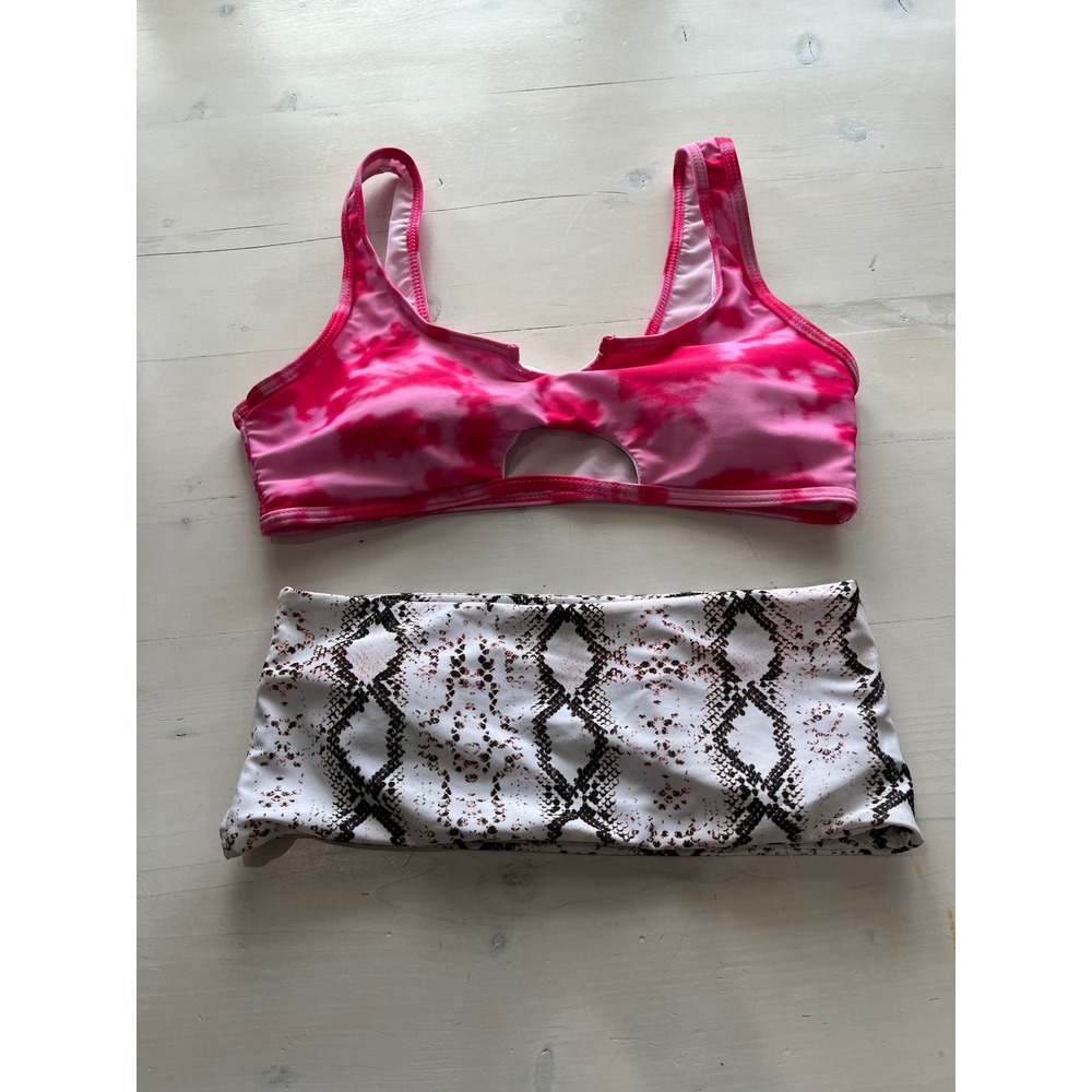 Lot of‎ 2 bikini tops Tie Dye pink and Snake Print Small